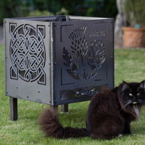 Celtic Square Love Knot