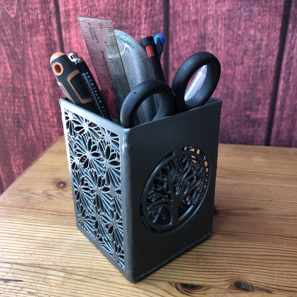 'Mum' Pen or Candle Holder